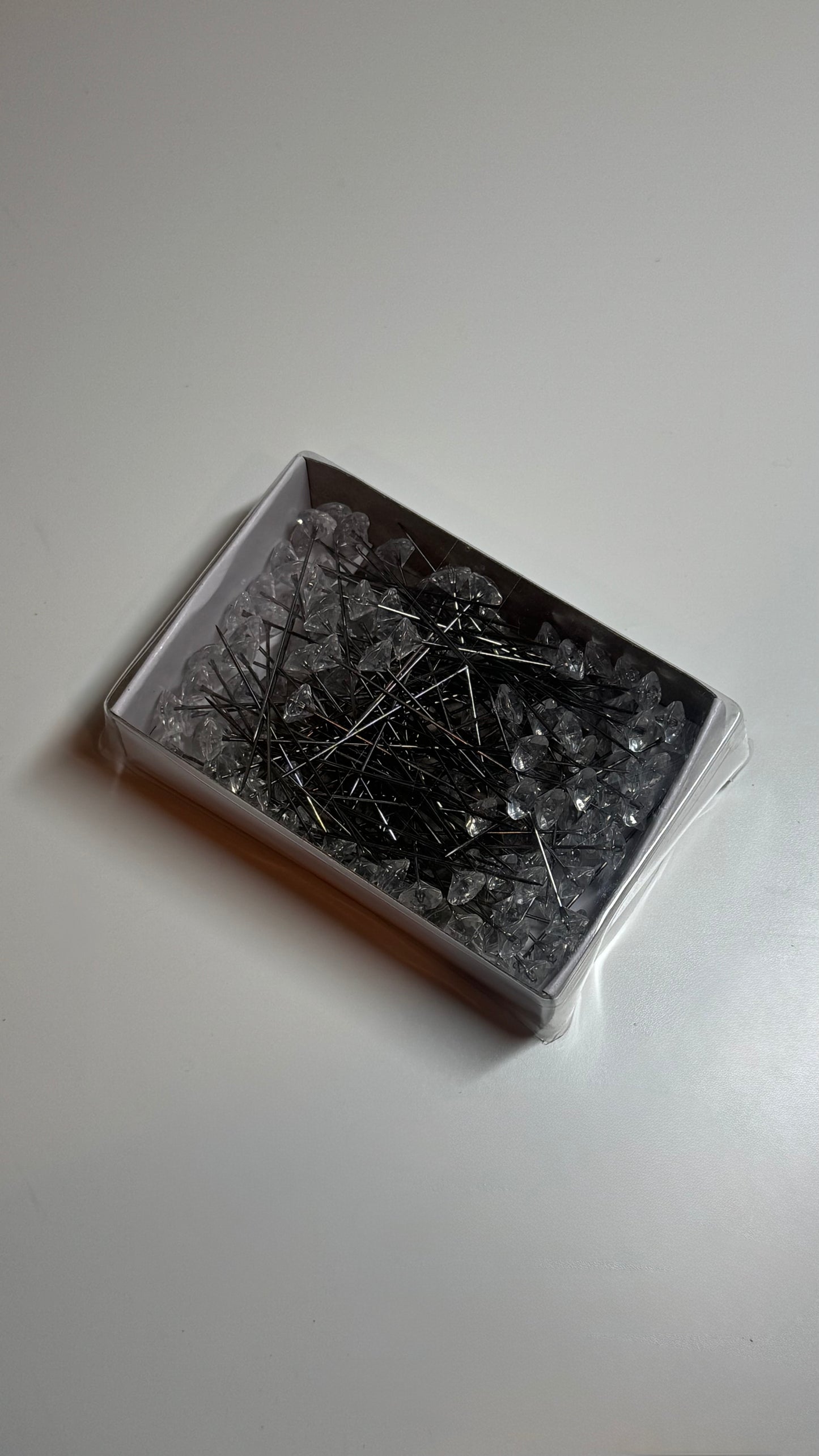100 Count Diamond Pins